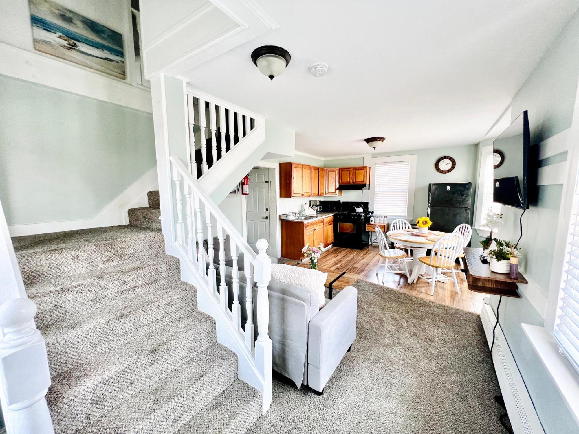 Entire Lovely 3 Bedroom, 2 Bathroom Apartment! 1 Block To The Beach And Boardwalk! Вілдвуд Екстер'єр фото